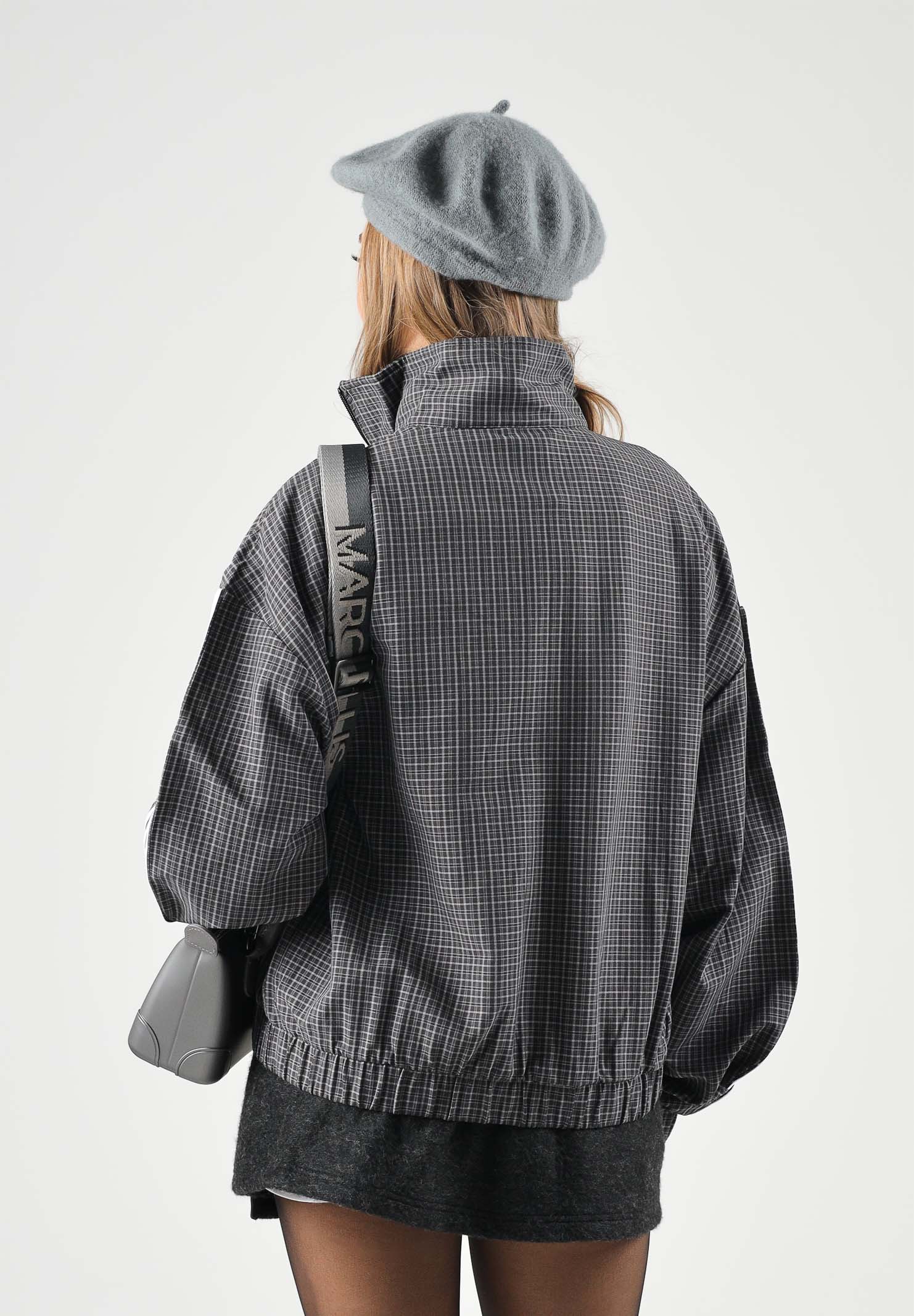 ADIDAS ORIGINALS Giacca a vento CHECKS TRACK TOP nera e grigio antracite da donna con tessuto in microfibra LD5339 . ADIDAS ORIGINALS 