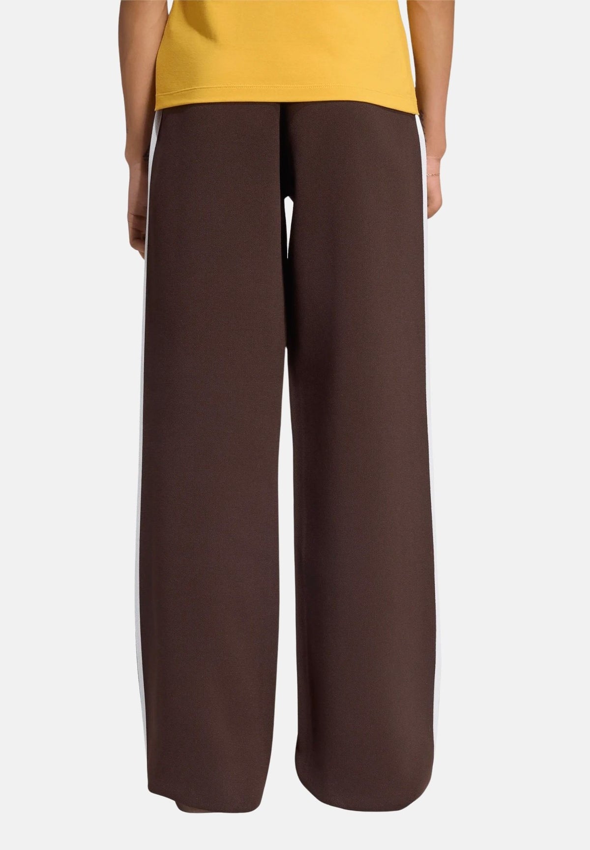 ADIDAS ORIGINALS Pantaloni ADILENIUM SEASON 6 STRAIGHT KNIT Aurora Coffee marrone da donna, con gamba dritta e tre strisce laterali. LH1937 . ADIDAS ORIGINALS 
