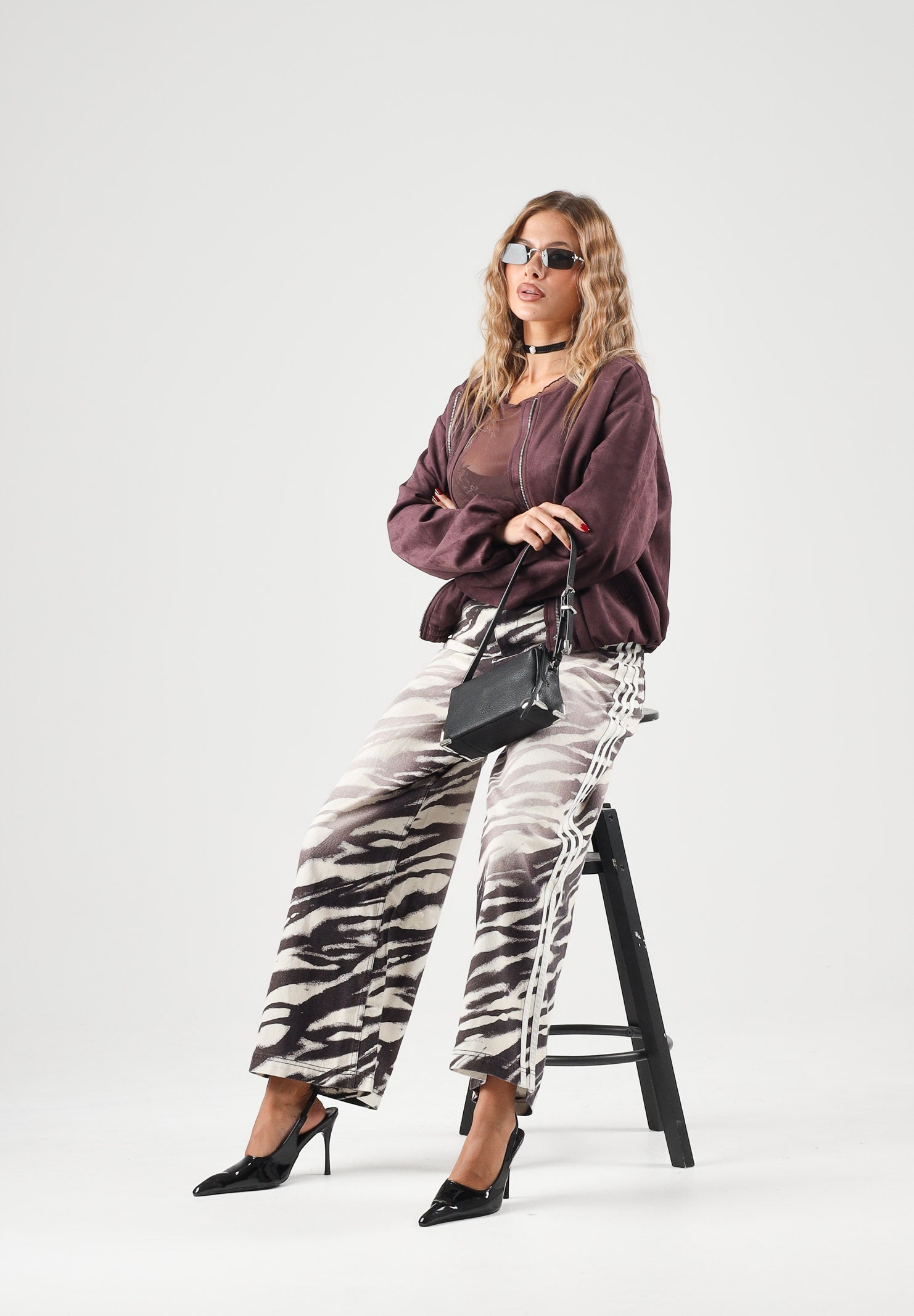 ADIDAS ORIGINALS Jeans ADILENIUM SEASON 6 ZEBRA PRINT WIDE LEG DENIM Aurora Coffee marrone e beige da donna, stampa zebrata, vita alta e gamba ampia. LH1954 . ADIDAS ORIGINALS 