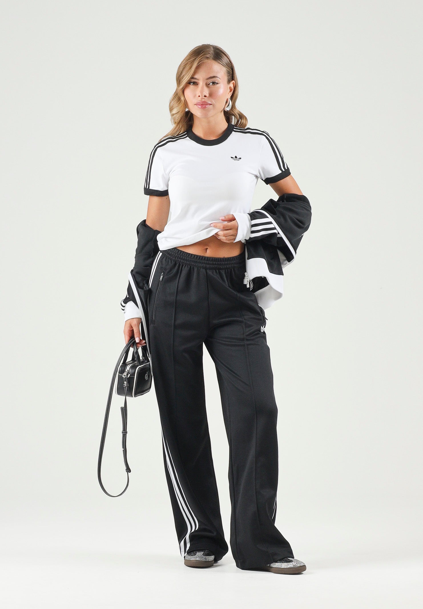ADIDAS ORIGINALS T-shirt a manica corta 3-Stripes bianca da donna KD3683 . ADIDAS ORIGINALS 