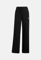 ADIDAS PERFORMANCE Pantaloni ESSENTIALS SMALL LOGO FEEL da donna. JC5921 . ADIDAS PERFORMANCE 