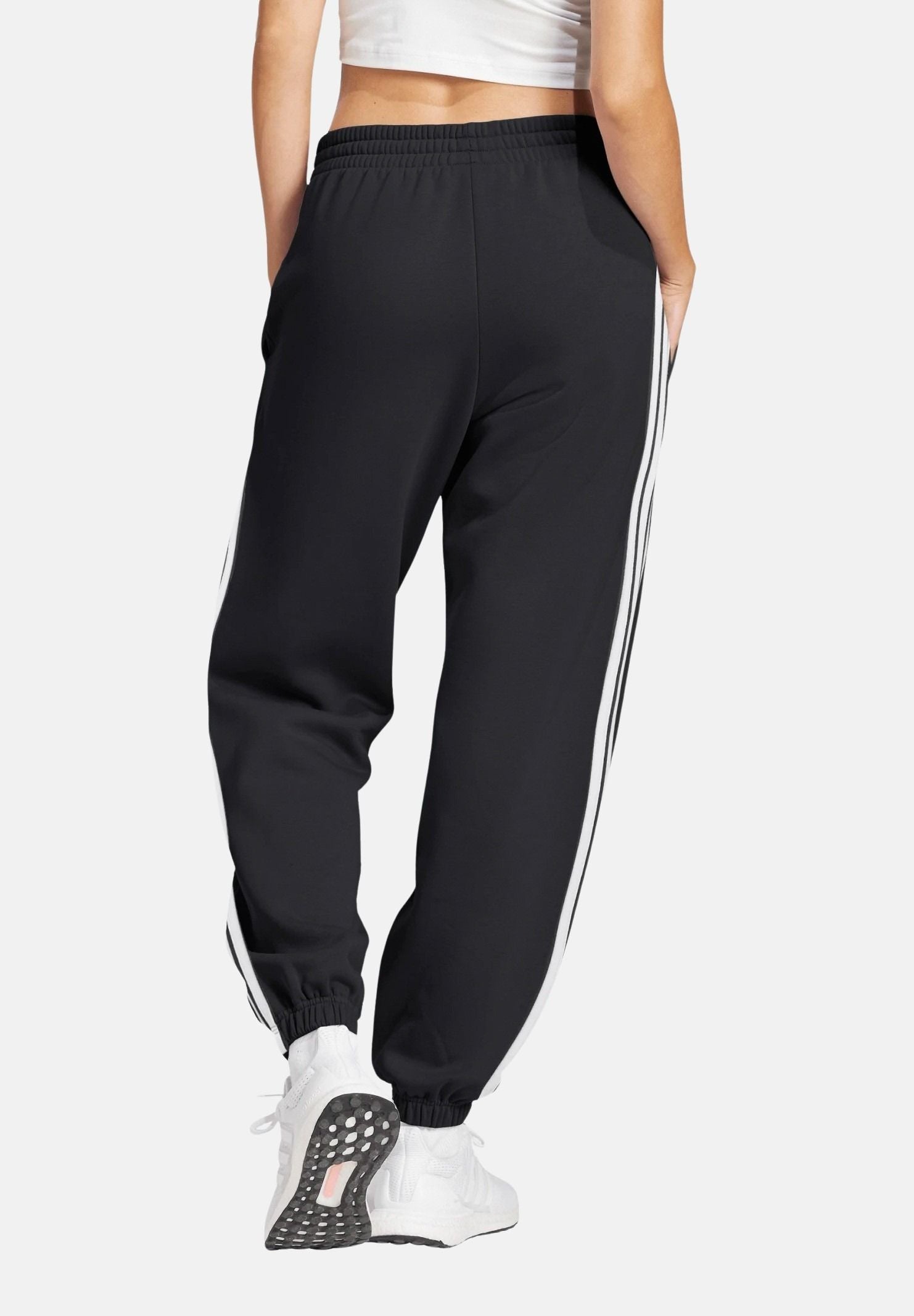 ADIDAS PERFORMANCE Pantalone sportivo Essentials 3-Stripes French Terry Cuffed nero da donna JD5302 . ADIDAS PERFORMANCE 