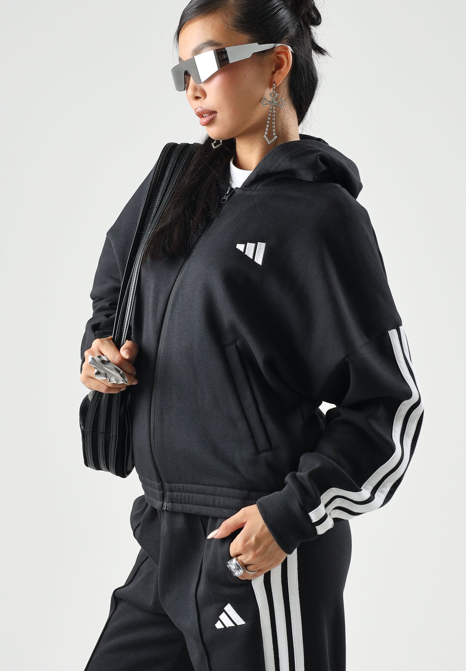 ADIDAS PERFORMANCE Tuta sportiva ENERGIZE nera da donna JF3388 . ADIDAS PERFORMANCE 