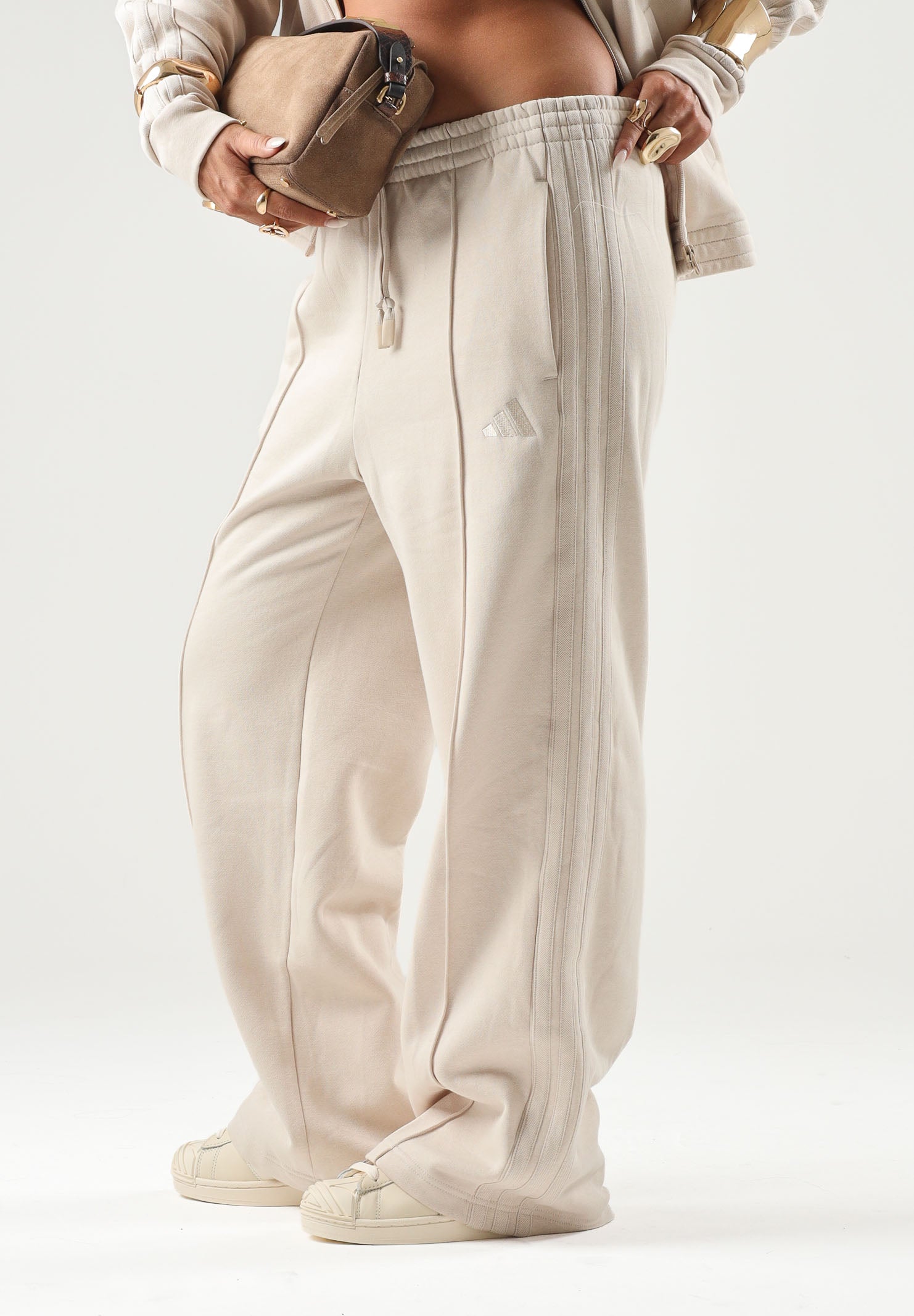 ADIDAS PERFORMANCE Tuta ENERGIZE TRACK SUIT Crystal Linen beige da donna. KB8172 . ADIDAS PERFORMANCE 