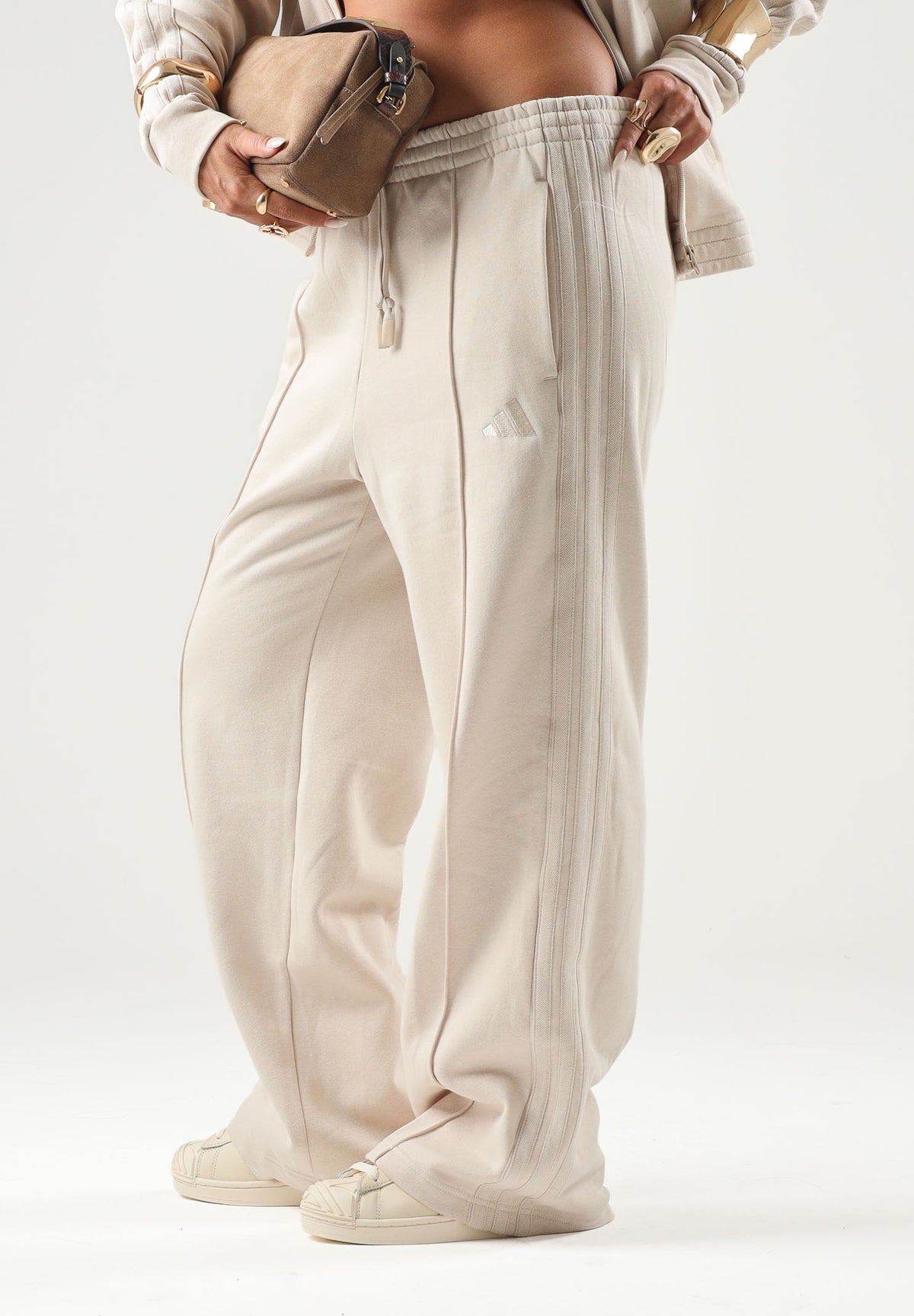 ADIDAS PERFORMANCE Tuta ENERGIZE TRACK SUIT Crystal Linen beige da donna. KB8172 . ADIDAS PERFORMANCE 