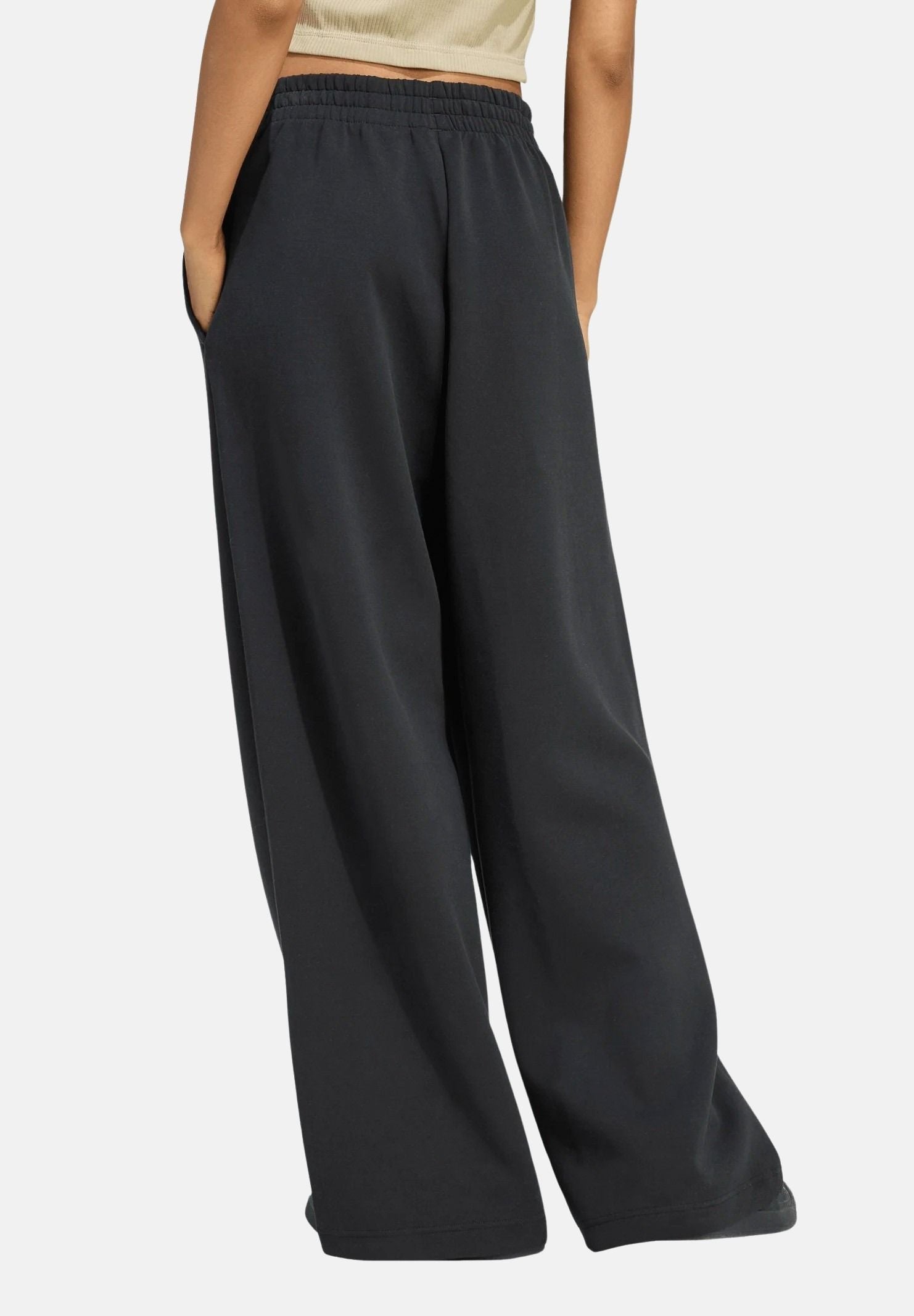 ADIDAS PERFORMANCE Pantaloni SOFT LUX STRAIGHT LEG PANTS da donna KE6823 . ADIDAS PERFORMANCE 