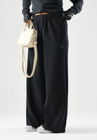 ADIDAS PERFORMANCE Pantaloni SOFT LUX STRAIGHT neri da donna KE6823 . ADIDAS PERFORMANCE 