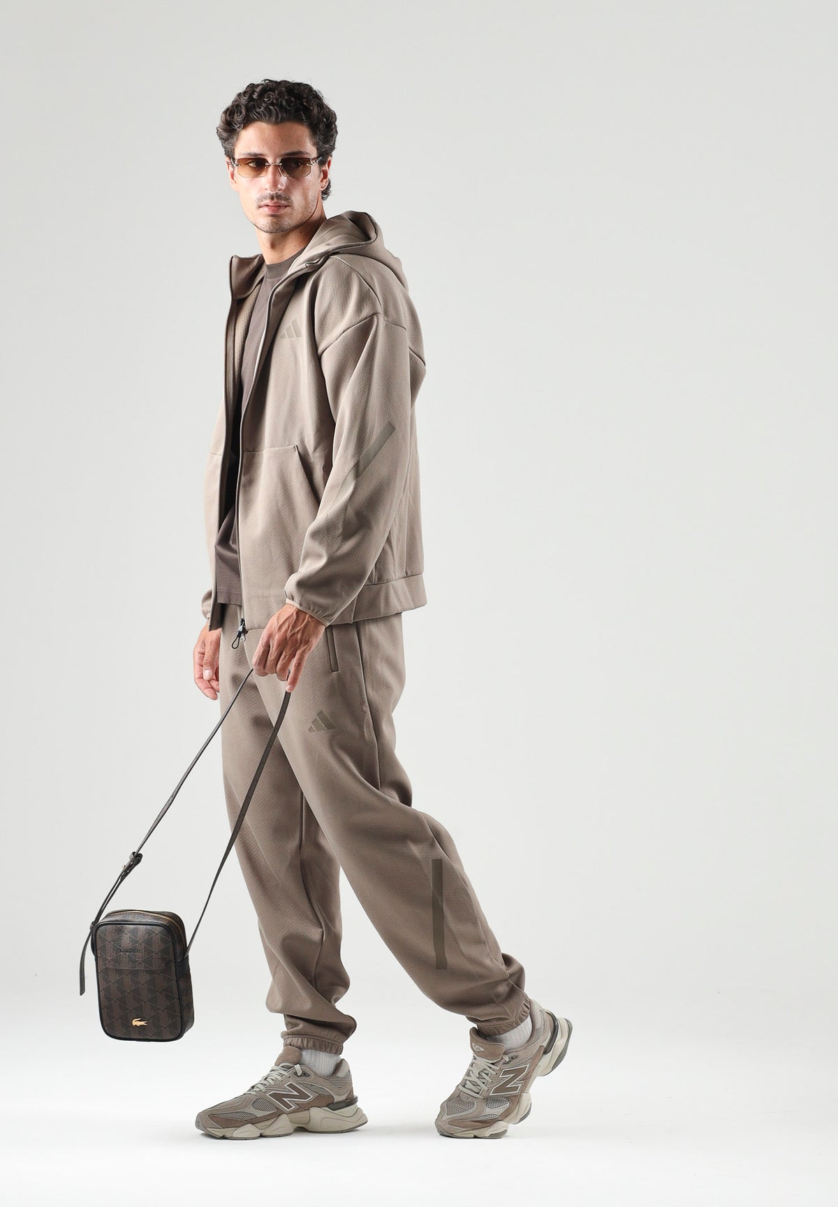 ADIDAS PERFORMANCE Pantaloni Z.N.E. Khaki beige da uomo. KF3809 . ADIDAS PERFORMANCE 