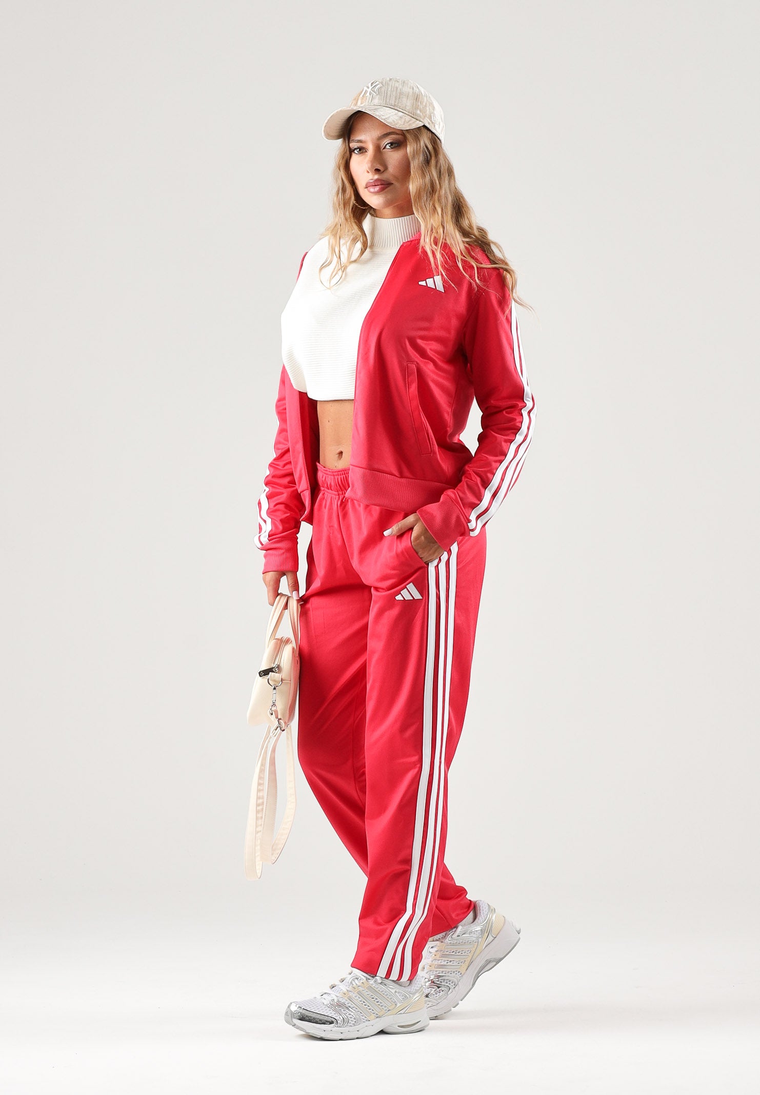 ADIDAS PERFORMANCE Tuta sportiva ESSENTIALS 3-STRIPES Power Pink rosa acceso da donna KQ7576 . ADIDAS PERFORMANCE 