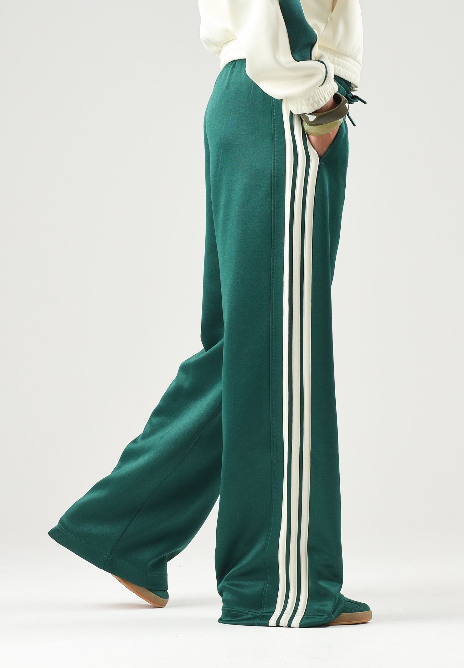 ADIDAS PERFORMANCE Pantaloni STADIUM TRACK verde da donna KR5303 . ADIDAS PERFORMANCE 