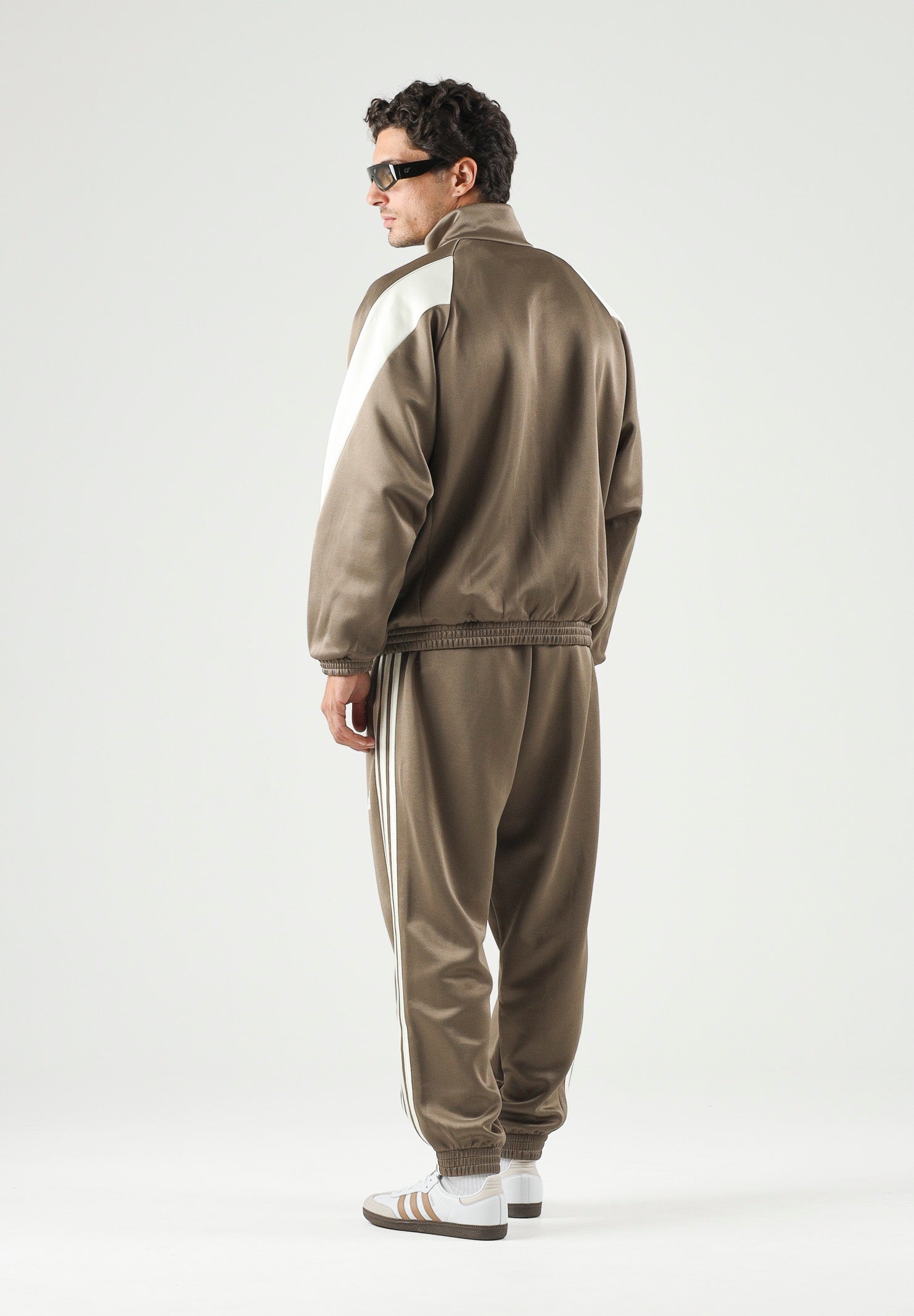 ADIDAS PERFORMANCE Felpa con zip Stadium Khaki Six beige e avorio uomo. KR7795 . ADIDAS PERFORMANCE 