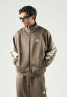 ADIDAS PERFORMANCE Felpa con zip Stadium Khaki Six beige e avorio uomo. KR7795 . ADIDAS PERFORMANCE 