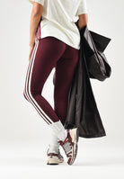 ADIDAS PERFORMANCE Leggings ESSENTIALS 3-STRIPES  bordeaux da donna. KS6288 . ADIDAS PERFORMANCE 