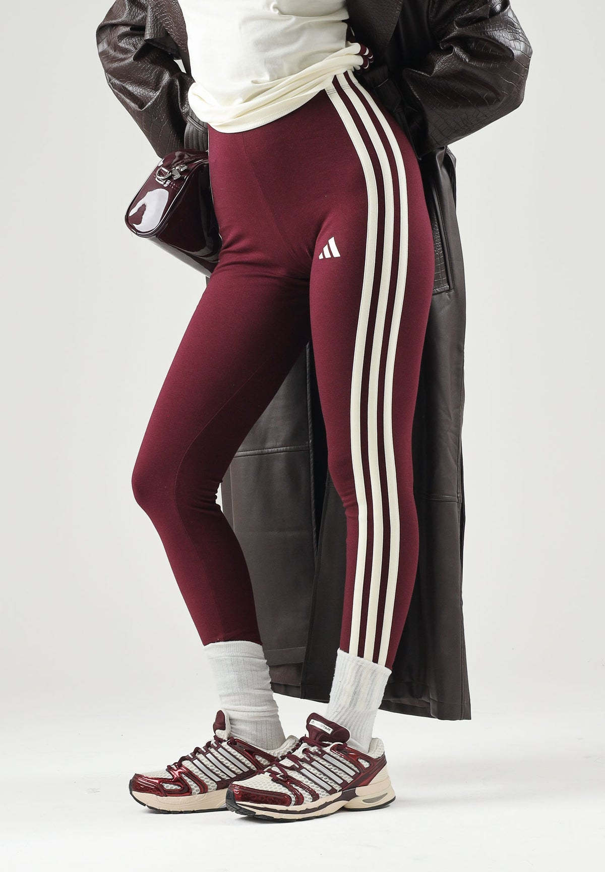 ADIDAS PERFORMANCE Leggings ESSENTIALS 3-STRIPES  bordeaux da donna. KS6288 . ADIDAS PERFORMANCE 