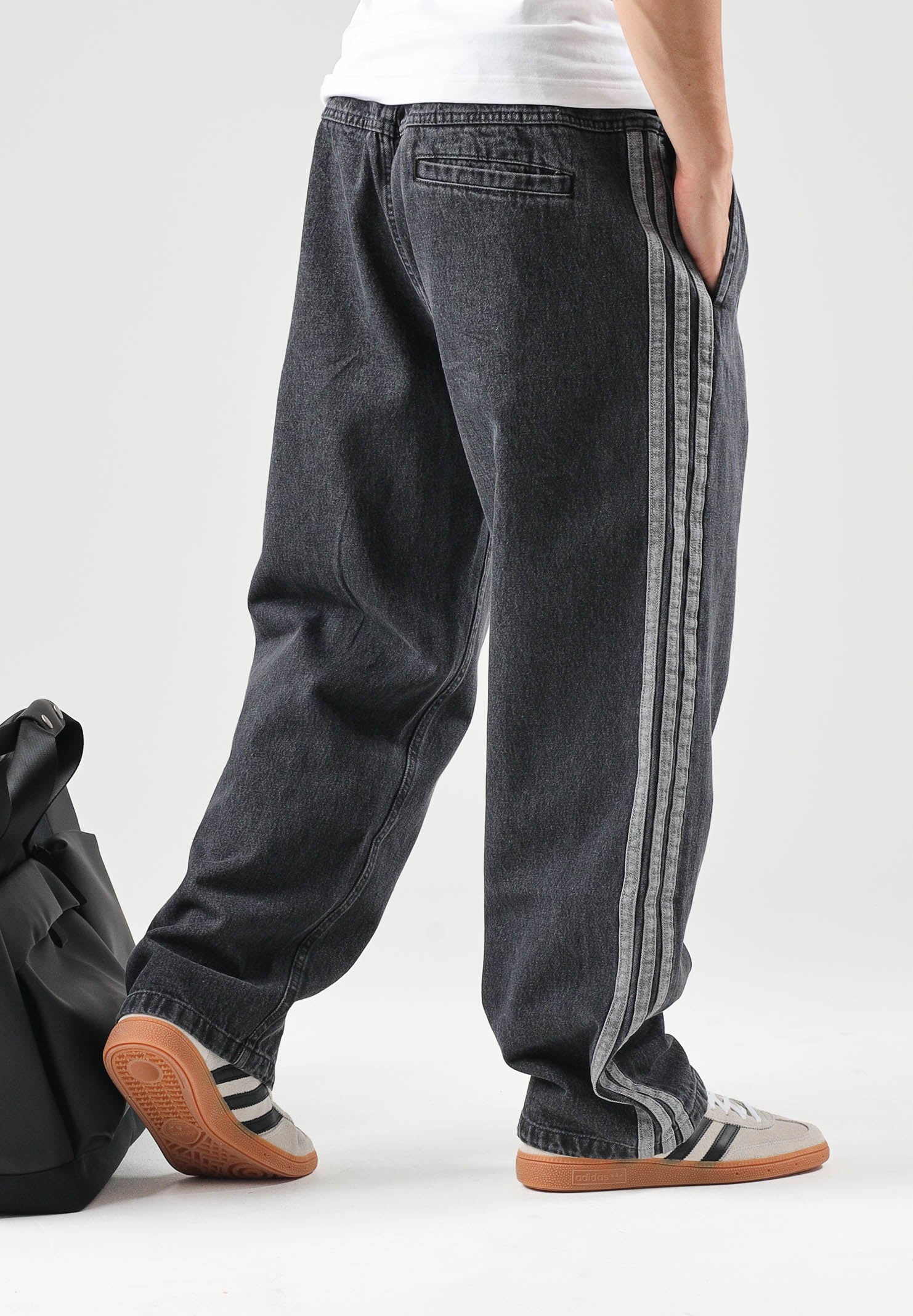ADIDAS PERFORMANCE jeans sportivi Black nero da uomo. KV8336 . ADIDAS PERFORMANCE 