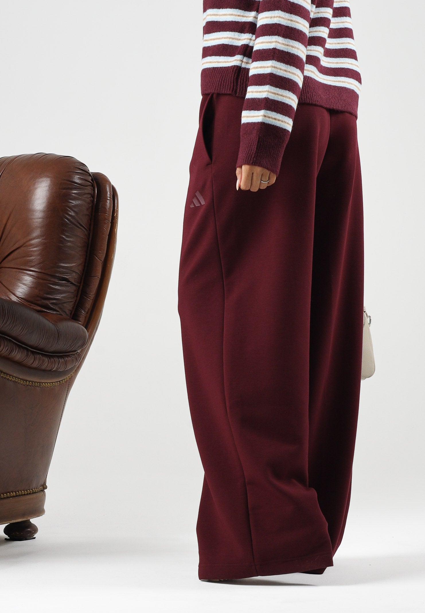 ADIDAS PERFORMANCE Pantaloni SLIM OPEN-HEM Maroon bordeaux da donna. KW0931 . ADIDAS PERFORMANCE 