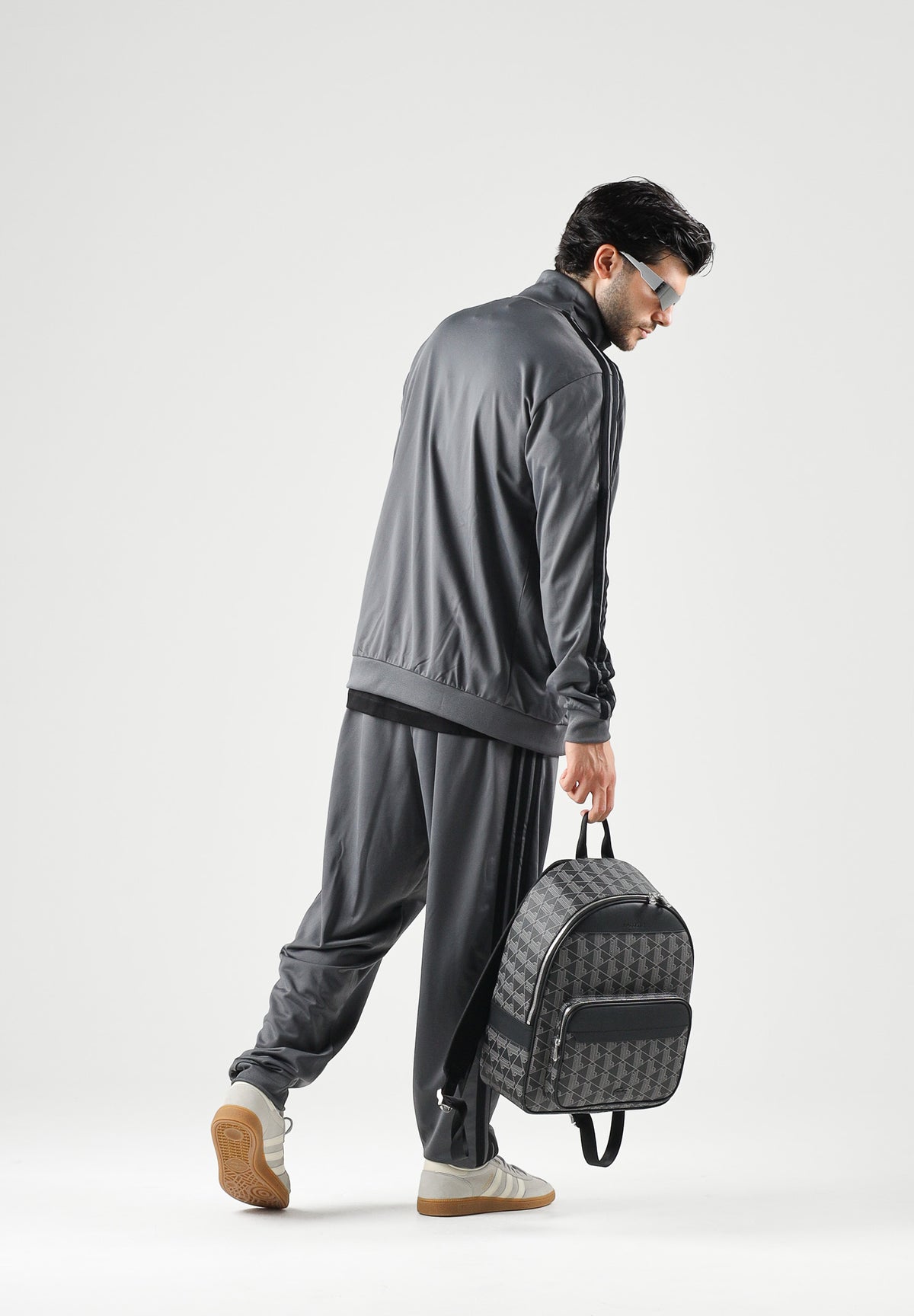 ADIDAS PERFORMANCE Tuta sportiva GREFIV/BLAC grigio e nero da uomo con mini logo KY2274 . ADIDAS PERFORMANCE 