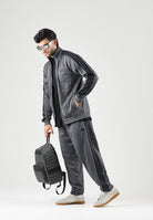 ADIDAS PERFORMANCE Tuta sportiva GREFIV/BLAC grigio e nero da uomo con mini logo KY2274 . ADIDAS PERFORMANCE 