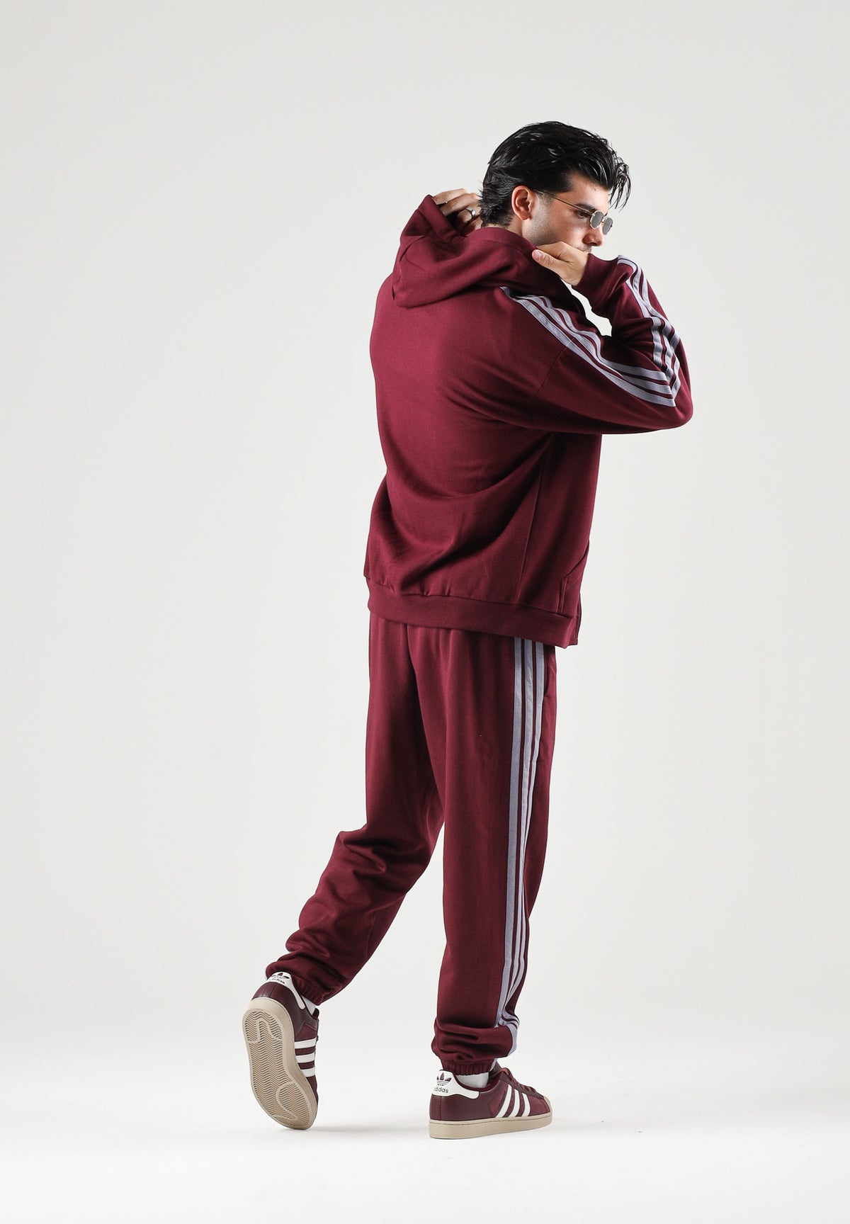 ADIDAS PERFORMANCE  Pantaloni sportivi ESSENTIALS 3-STRIPES bordeaux per uomo e donna<BR/> KY4134 . ADIDAS PERFORMANCE 