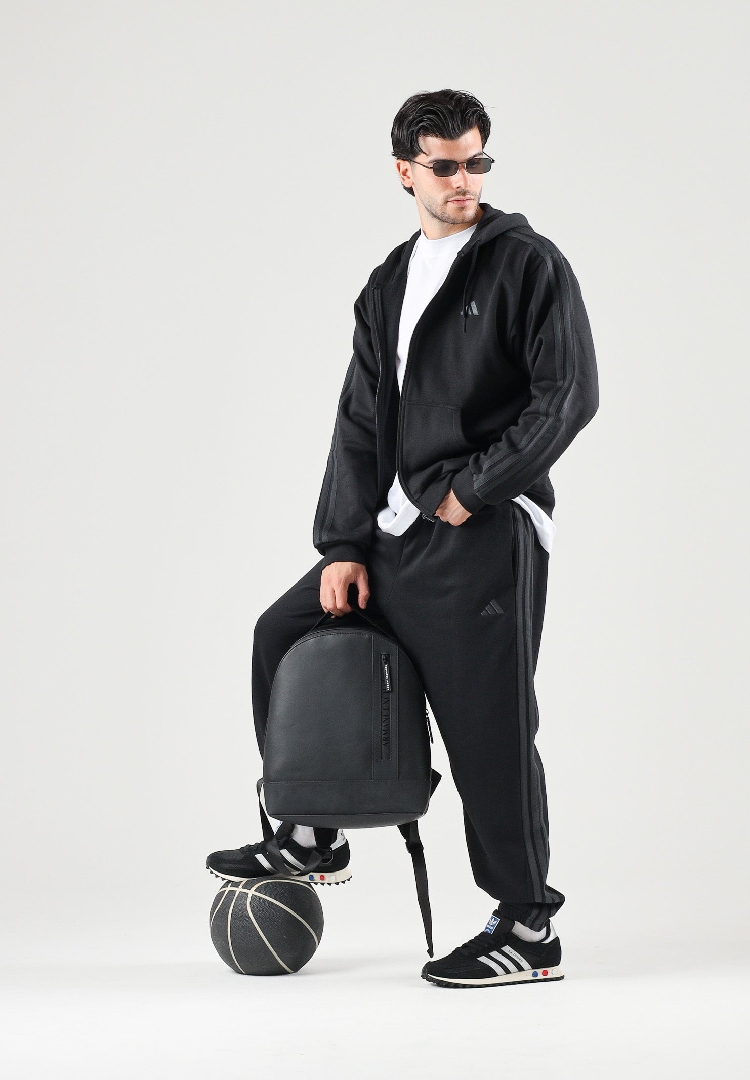 ADIDAS PERFORMANCE felpa con zip e cappuccio Black/Carbon nera da uomo. KY4140 . ADIDAS PERFORMANCE 