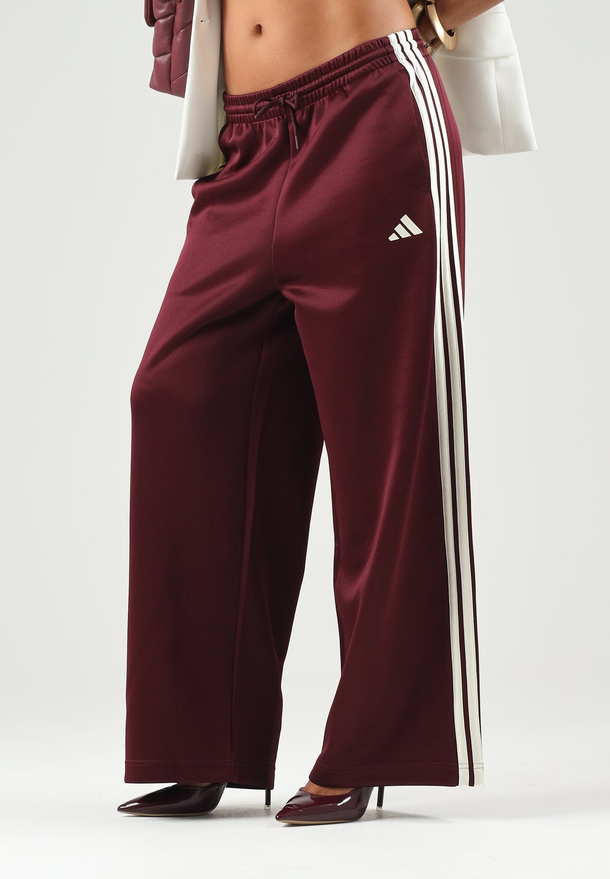 ADIDAS PERFORMANCE Pantaloni 3-STRIPES WIDE LEG TRACK PANTS Maroon/Ivory bordeaux e avorio donna. KY8168 . ADIDAS PERFORMANCE 