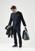 ARMANI EXCHANGE Jeans blue denim per uomo con lavaggio scuro e cinque tasche. XM000070AF27235 MB001 ARMANI EXCHANGE 