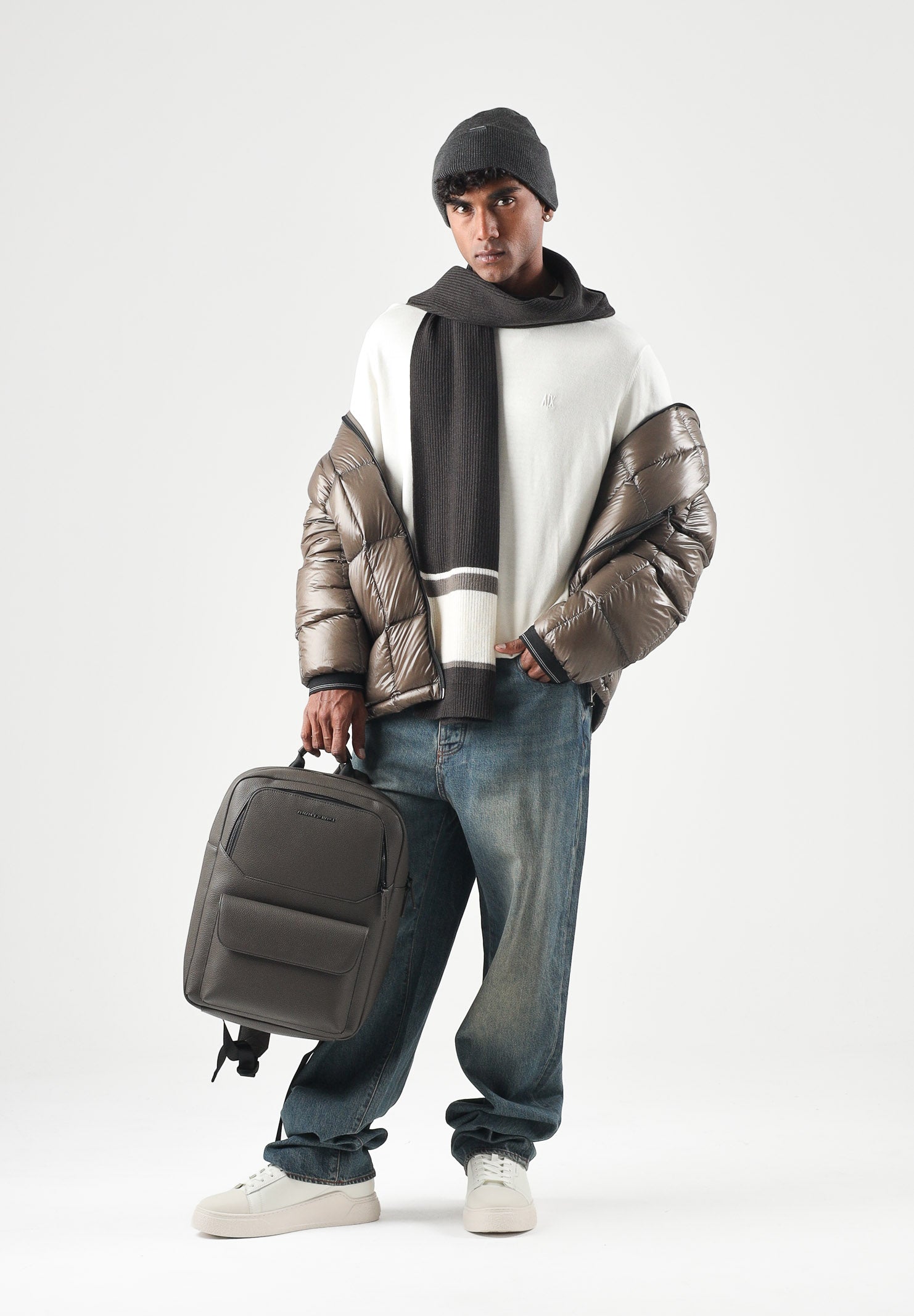 ARMANI EXCHANGE Maglione girocollo off white-bianco per uomo con polsini a costine e logo sul petto. XM000338AF12291 U0009 ARMANI EXCHANGE 