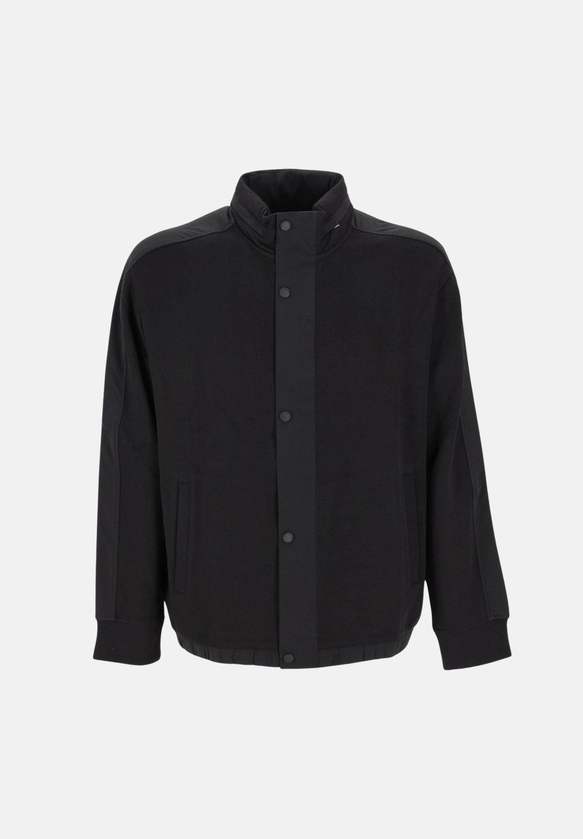  XM001011AF10818 UC001 ARMANI EXCHANGE 