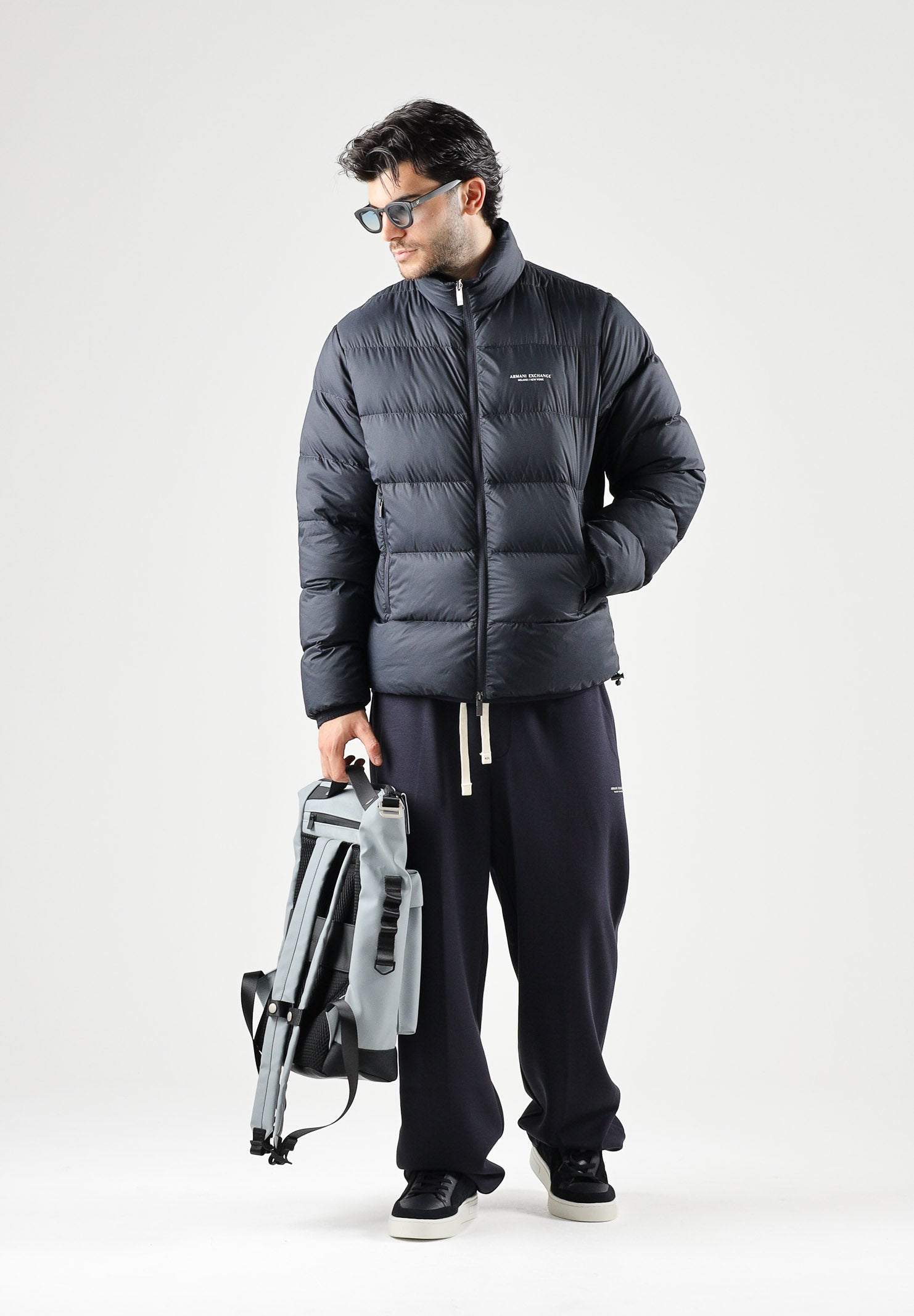 ARMANI EXCHANGE Piumino blu da uomo con collo alto e chiusura frontale con zip integrale XM001575AF16927 UB101 ARMANI EXCHANGE 