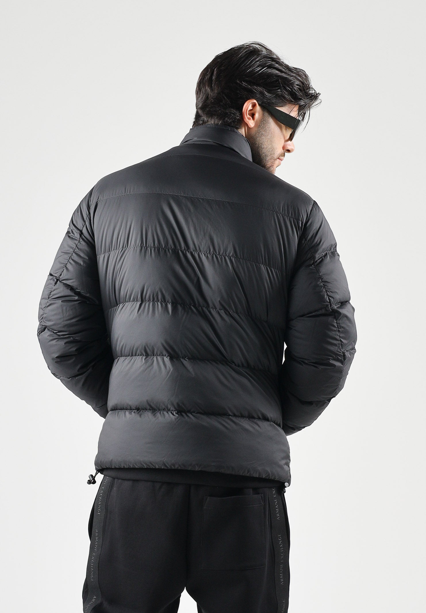 ARMANI EXCHANGE Piumino nero da uomo con collo alto e chiusura frontale con zip integrale XM001575AF16927 UC001 ARMANI EXCHANGE 