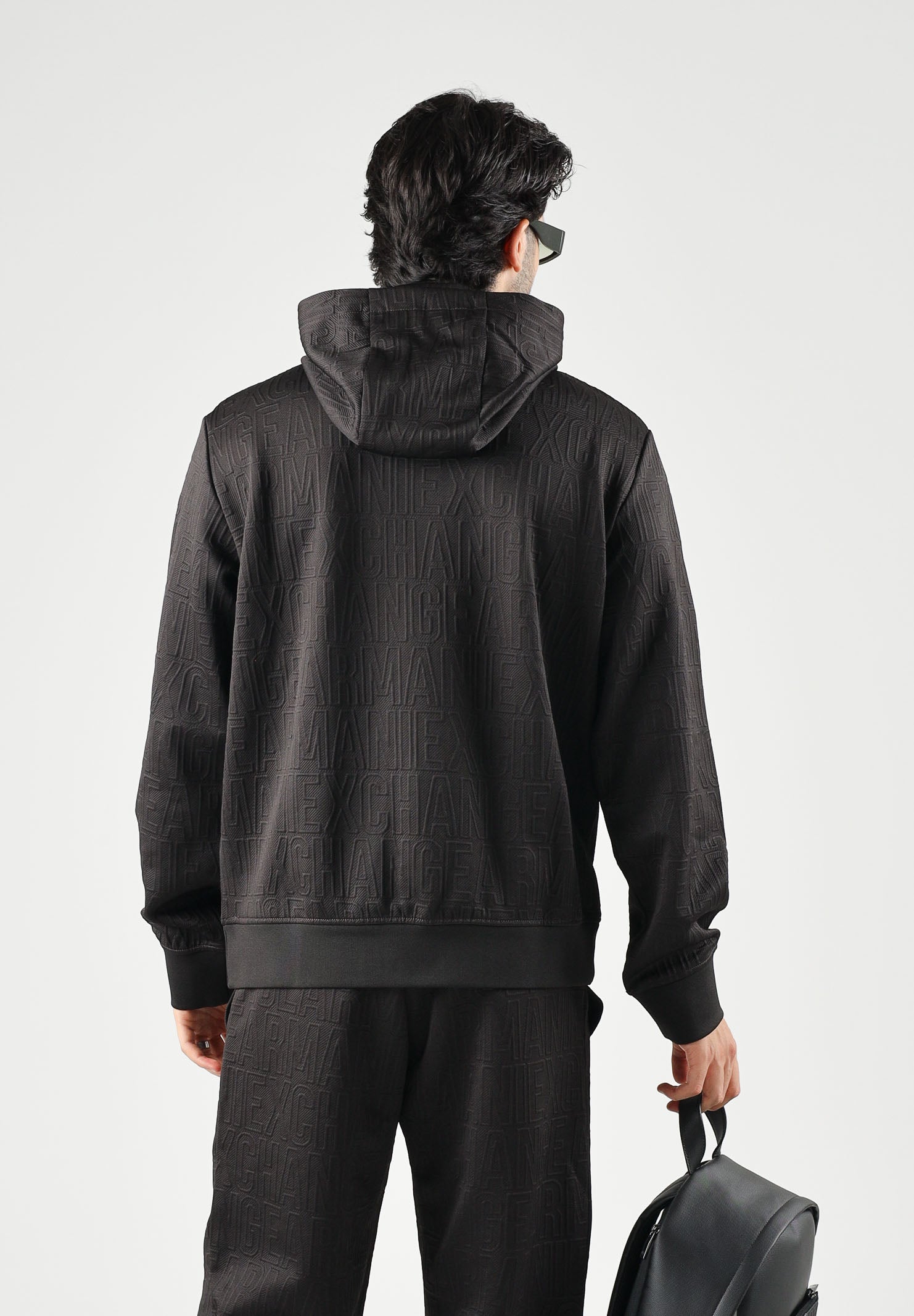 ARMANI EXCHANGE Felpa con cappuccio nero per uomo con tasca a marsupio frontale XM002906AF21862 U8128 ARMANI EXCHANGE 