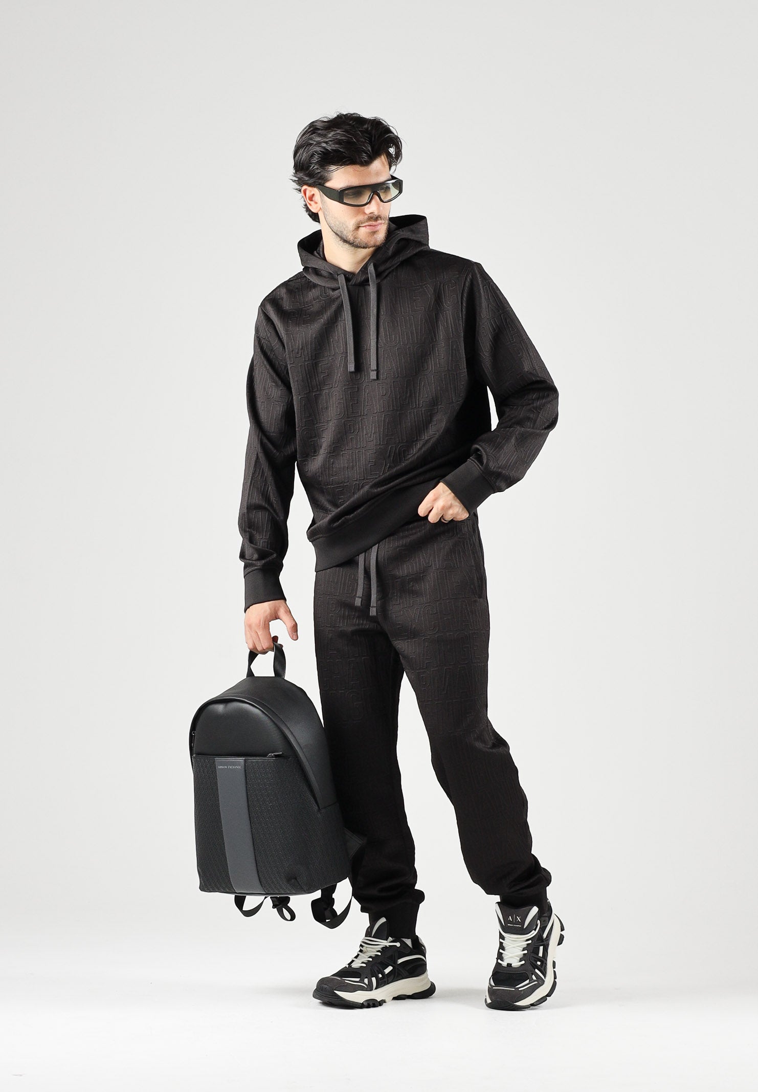 ARMANI EXCHANGE Pantaloni marroni da uomo con coulisse in vita e polsini elasticizzati alle caviglie XM002907AF21862 U8128 ARMANI EXCHANGE 