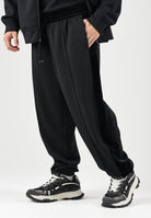 ARMANI EXCHANGE Pantaloni JOGGER  black per uomo con coulisse interna e tasche a filetto. XM002924AF19936 UC001 ARMANI EXCHANGE 