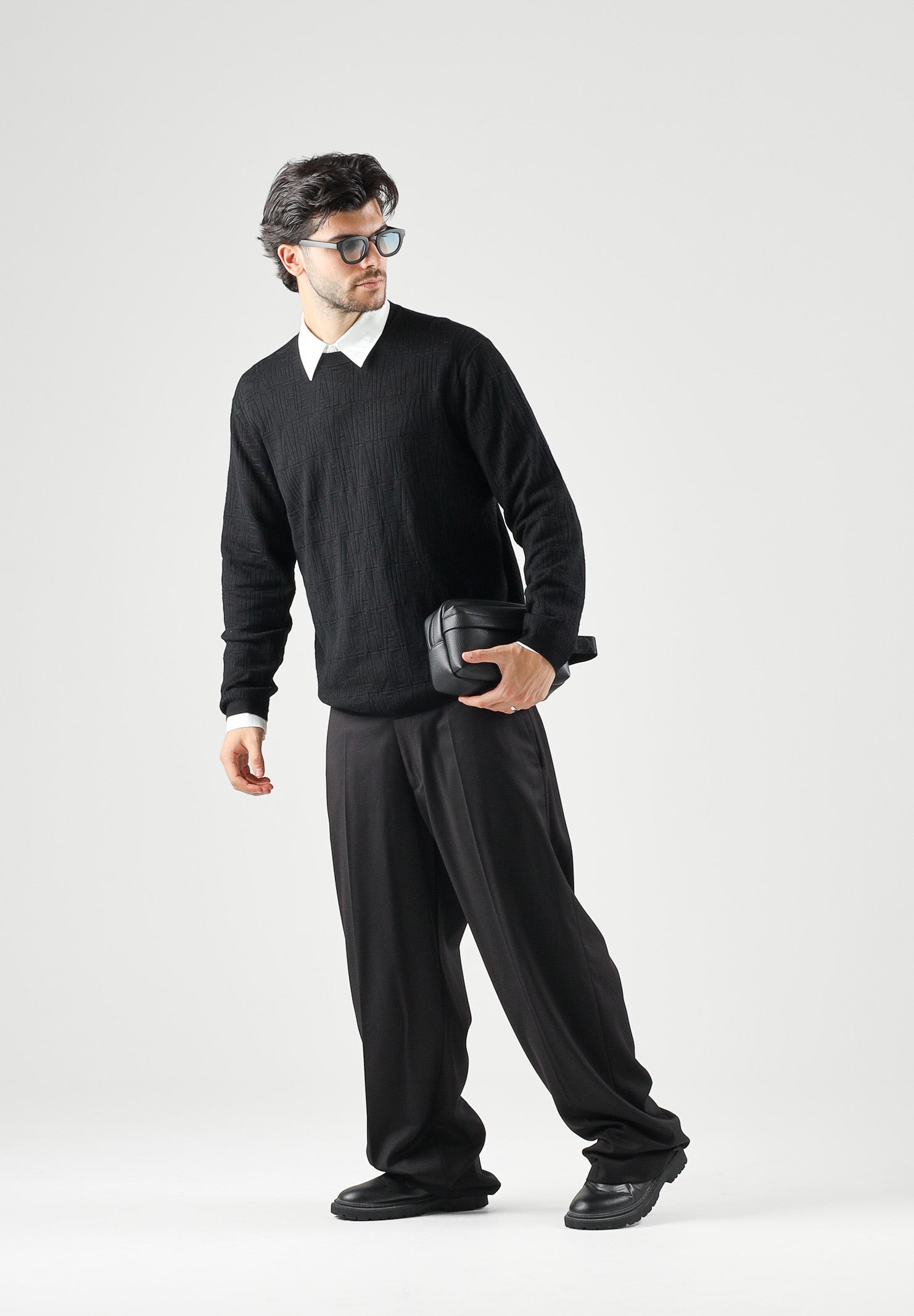 ARMANI EXCHANGE Maglia girocollo nero  da uomo con motivo texturizzato sul petto XM002986AF10454 UC001 ARMANI EXCHANGE 