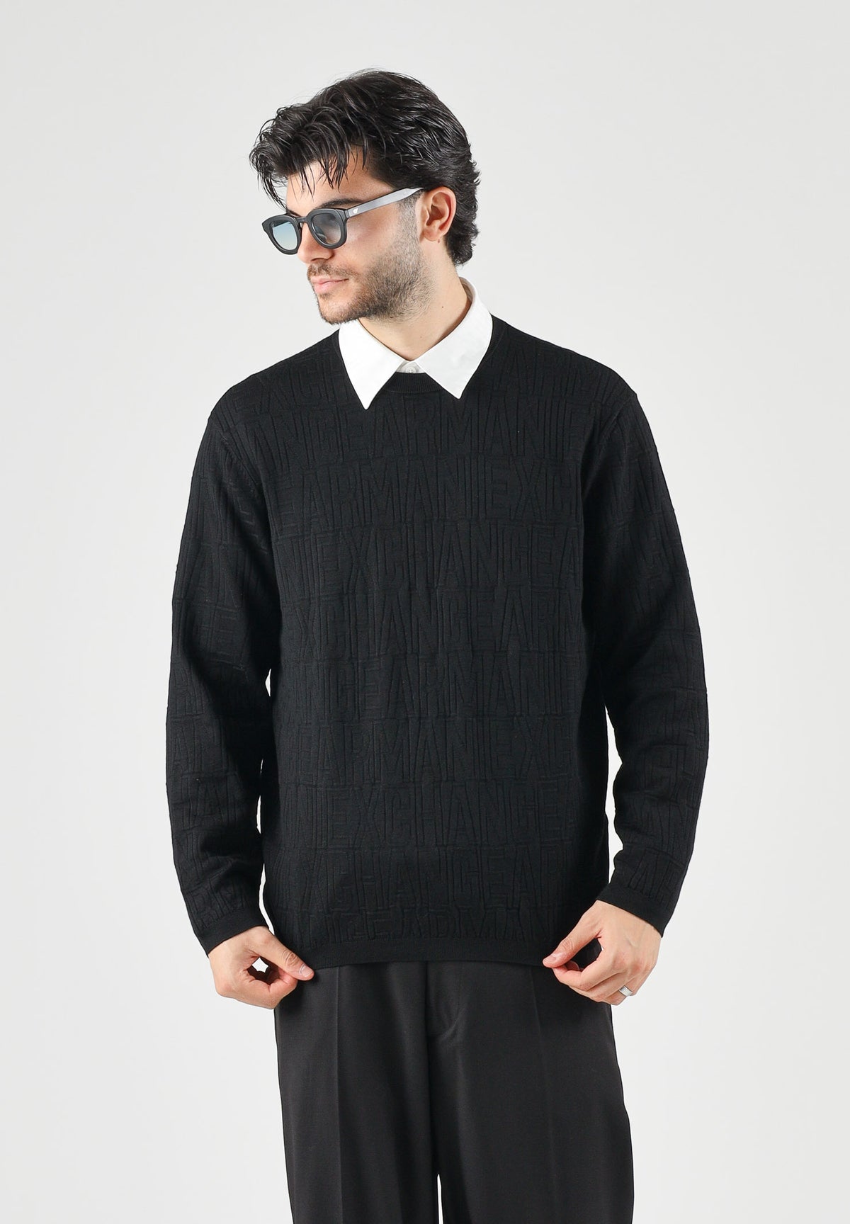 ARMANI EXCHANGE Maglione girocollo nero  da uomo con motivo texturizzato sul petto XM002986AF10454 UC001 ARMANI EXCHANGE 