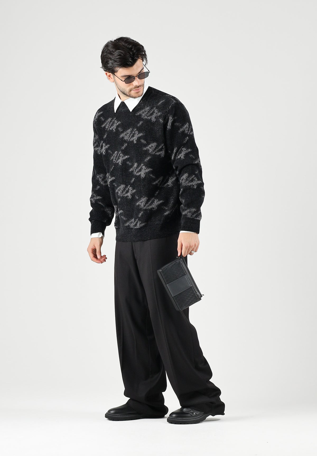 ARMANI EXCHANGE Maglione girocollo JACQUARD nero per uomo con grafica all-over. XM002992AF16916 FC357 ARMANI EXCHANGE 