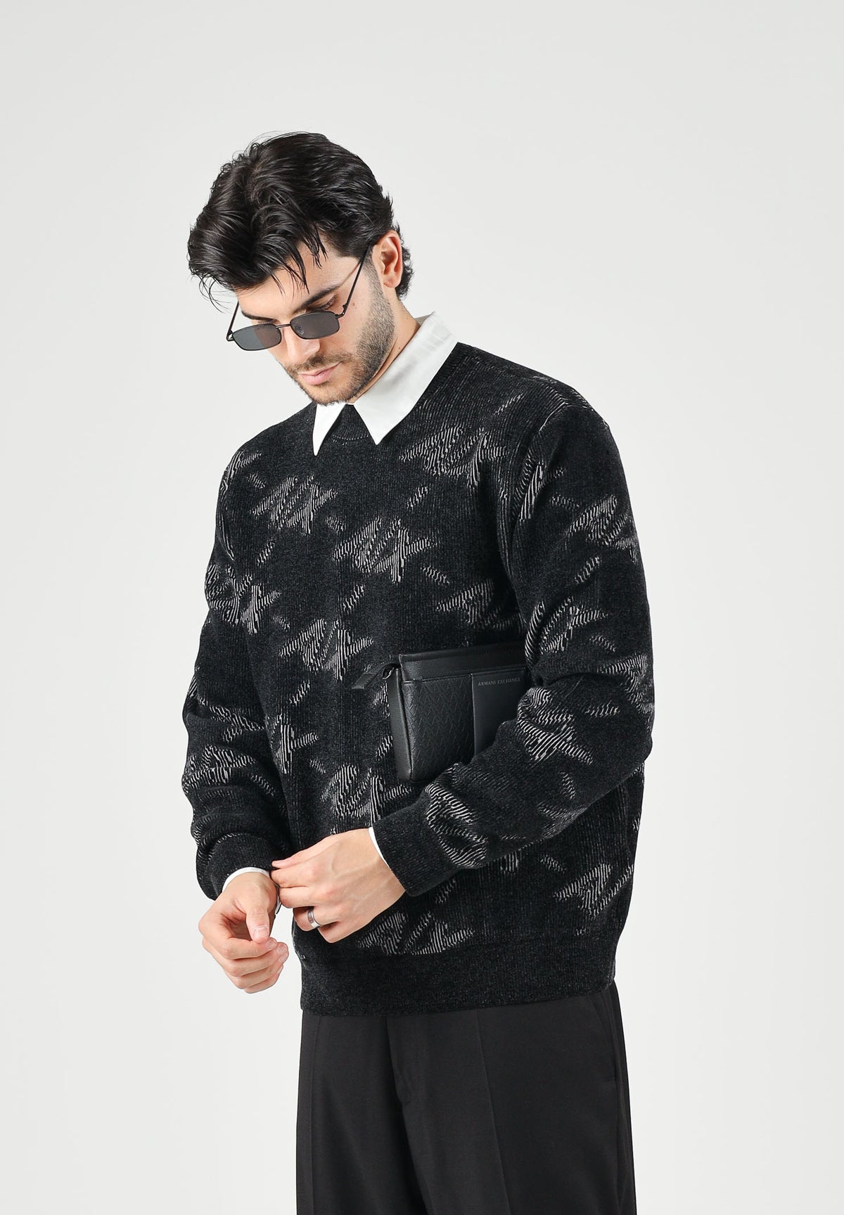 ARMANI EXCHANGE Maglione girocollo JACQUARD nero per uomo con grafica all-over. XM002992AF16916 FC357 ARMANI EXCHANGE 