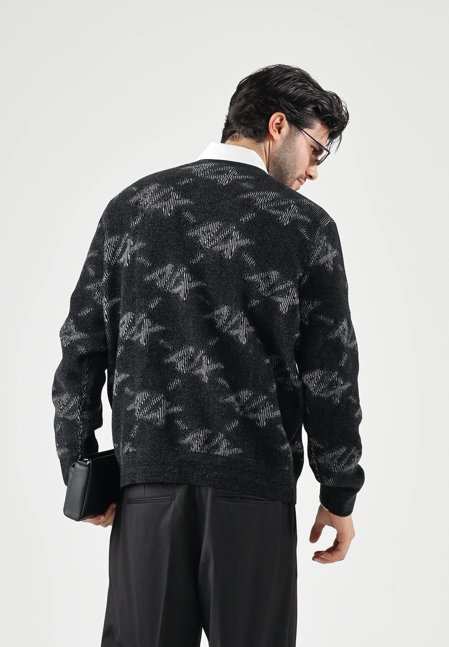 ARMANI EXCHANGE Maglione girocollo JACQUARD nero per uomo con grafica all-over. XM002992AF16916 FC357 ARMANI EXCHANGE 