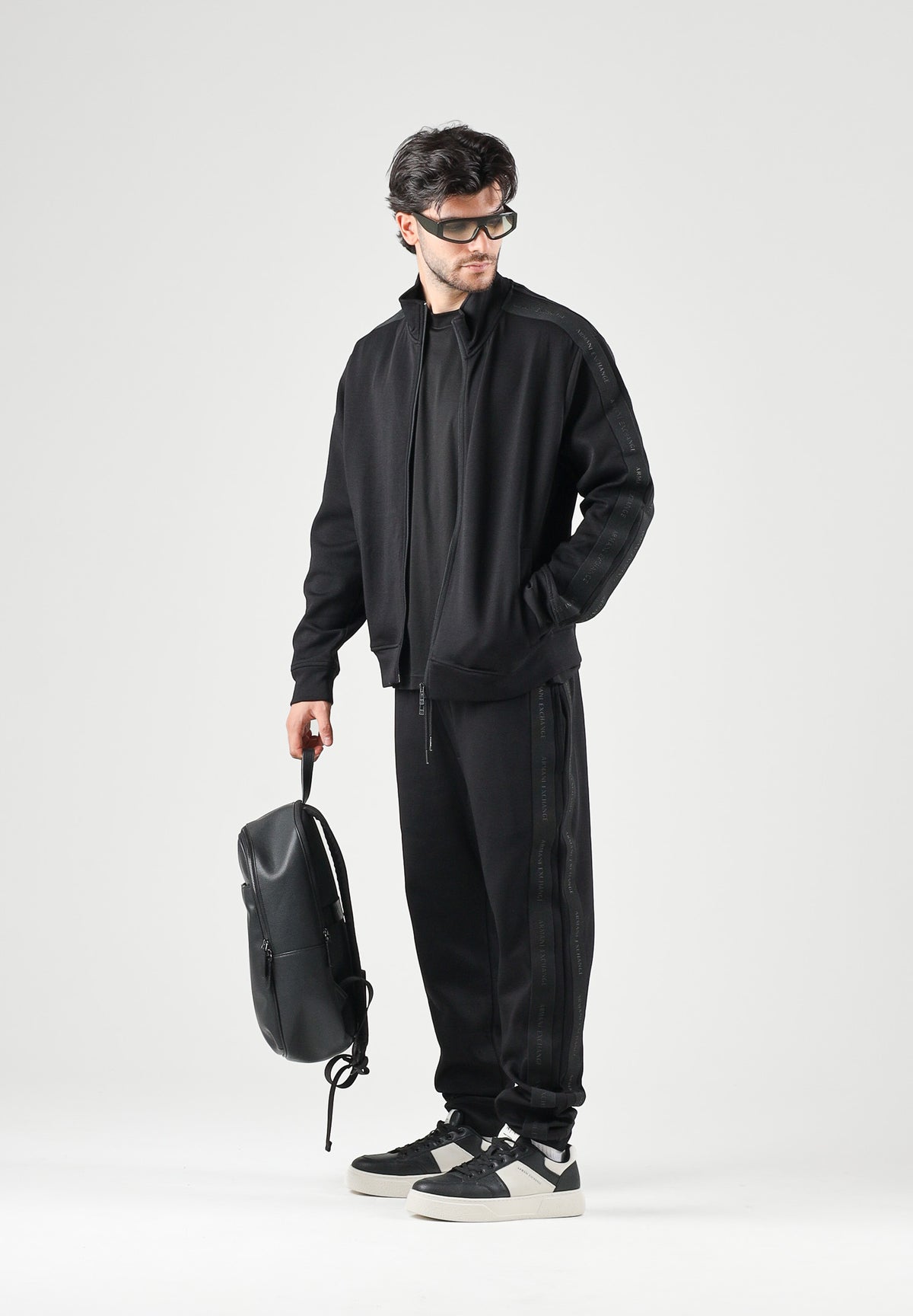ARMANI EXCHANGE Felpa con zip nera da uomo con collo alto in tinta unita XM003144AF13047 UC001 ARMANI EXCHANGE 