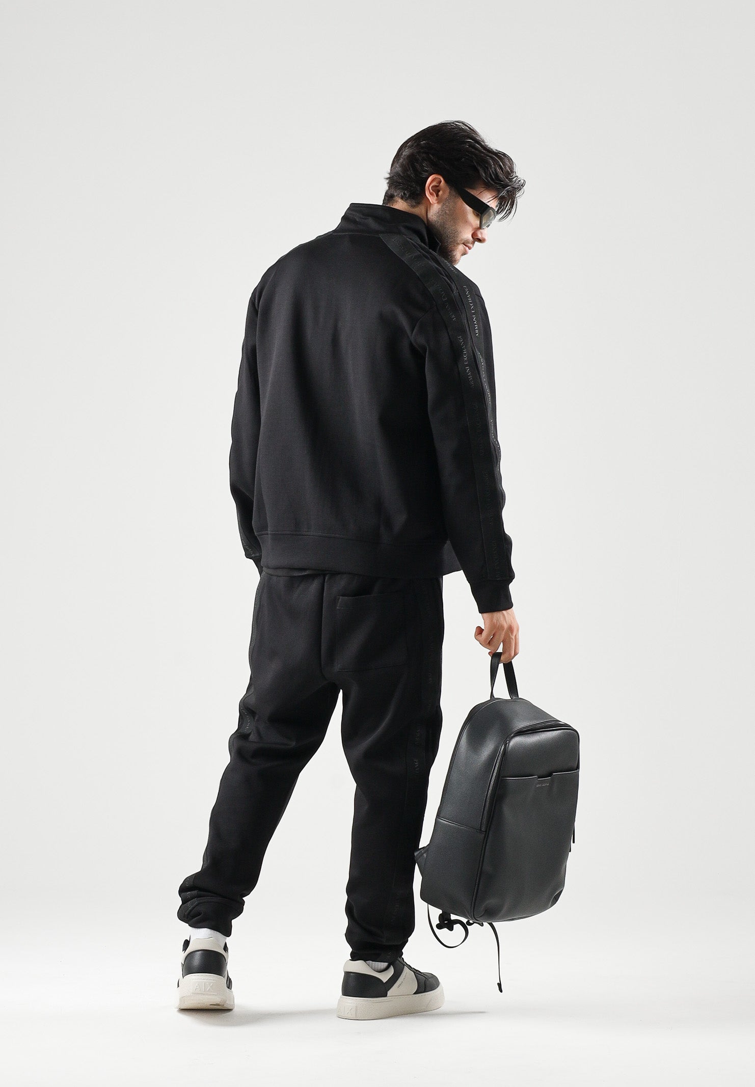 ARMANI EXCHANGE Felpa con zip nera da uomo con collo alto in tinta unita XM003144AF13047 UC001 ARMANI EXCHANGE 
