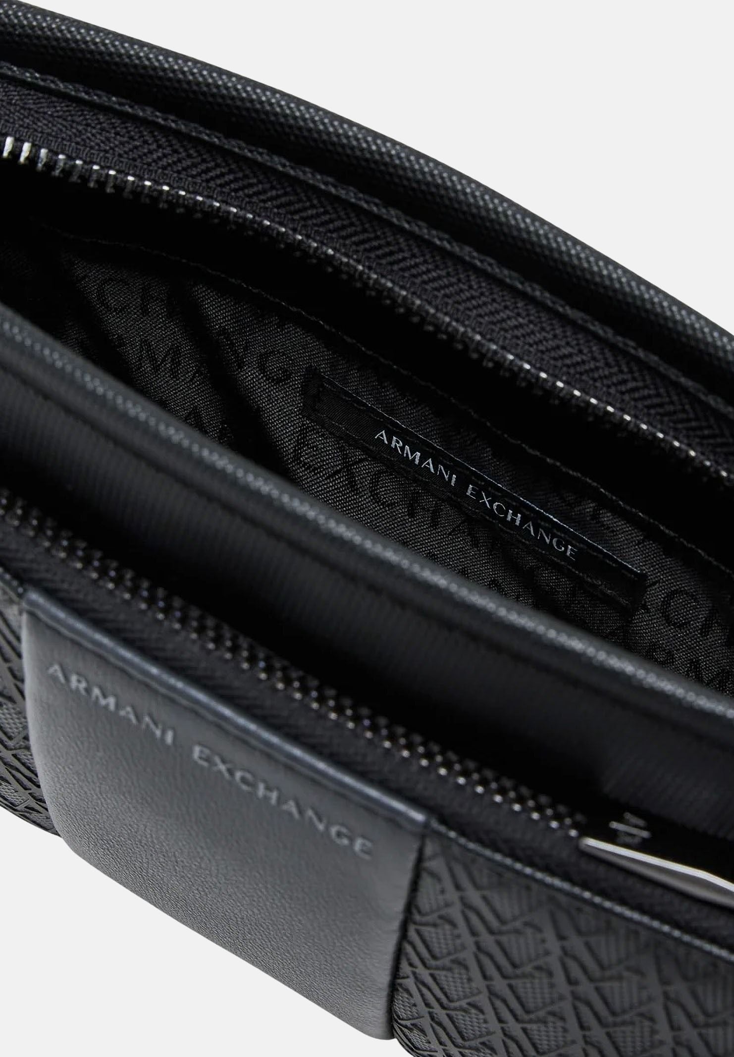ARMANI EXCHANGE Pochette a mano nera per uomo con struttura piatta e comodo laccetto da polso XM003285AF26691 MC028 ARMANI EXCHANGE 