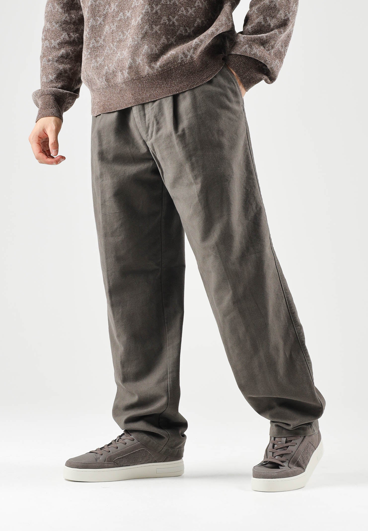 ARMANI EXCHANGE Pantaloni falcon-grigi per uomo con pinces frontali e tasche a filetto. XM003305AF27115 U6125 ARMANI EXCHANGE 