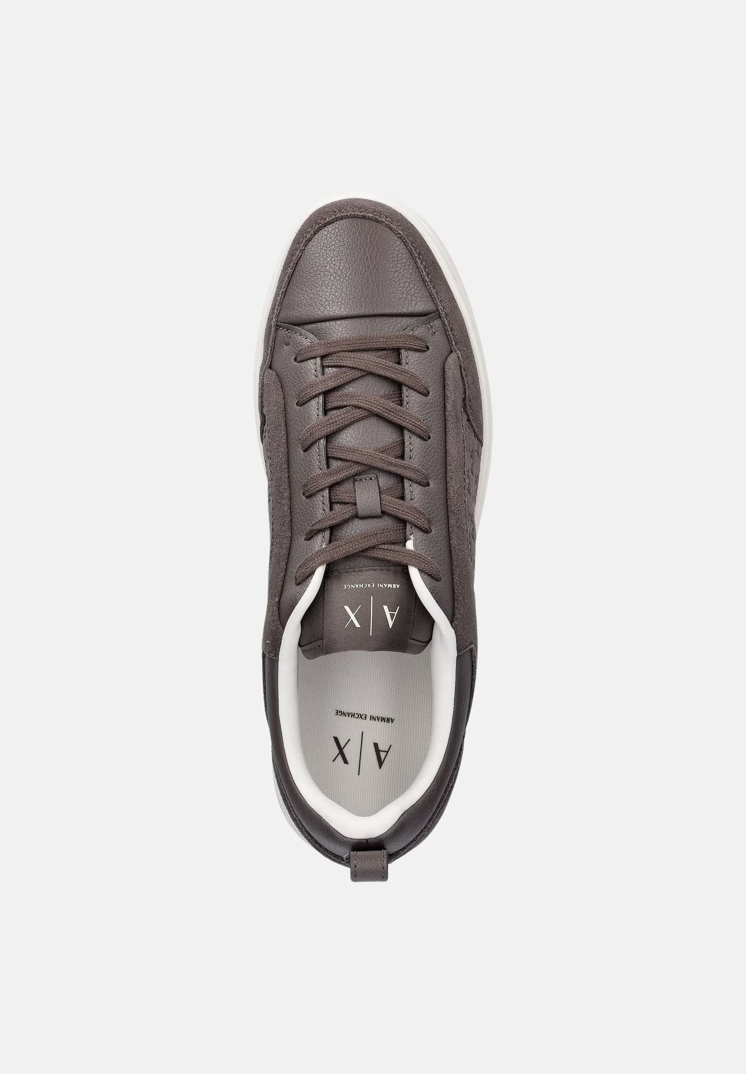 ARMANI EXCHANGE Sneakers grigio per uomo con profilo basso e tomaia decorata da logo goffrato XM003388AF27475 U6125 ARMANI EXCHANGE 