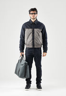 ARMANI EXCHANGE Giubbotto di jeans  falcon-marrone per uomo con colletto classico e tasche frontali applicate. XM003401AF27108 M6440 ARMANI EXCHANGE 
