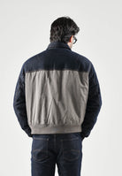 ARMANI EXCHANGE Giubbotto di jeans  falcon-marrone per uomo con colletto classico e tasche frontali applicate. XM003401AF27108 M6440 ARMANI EXCHANGE 