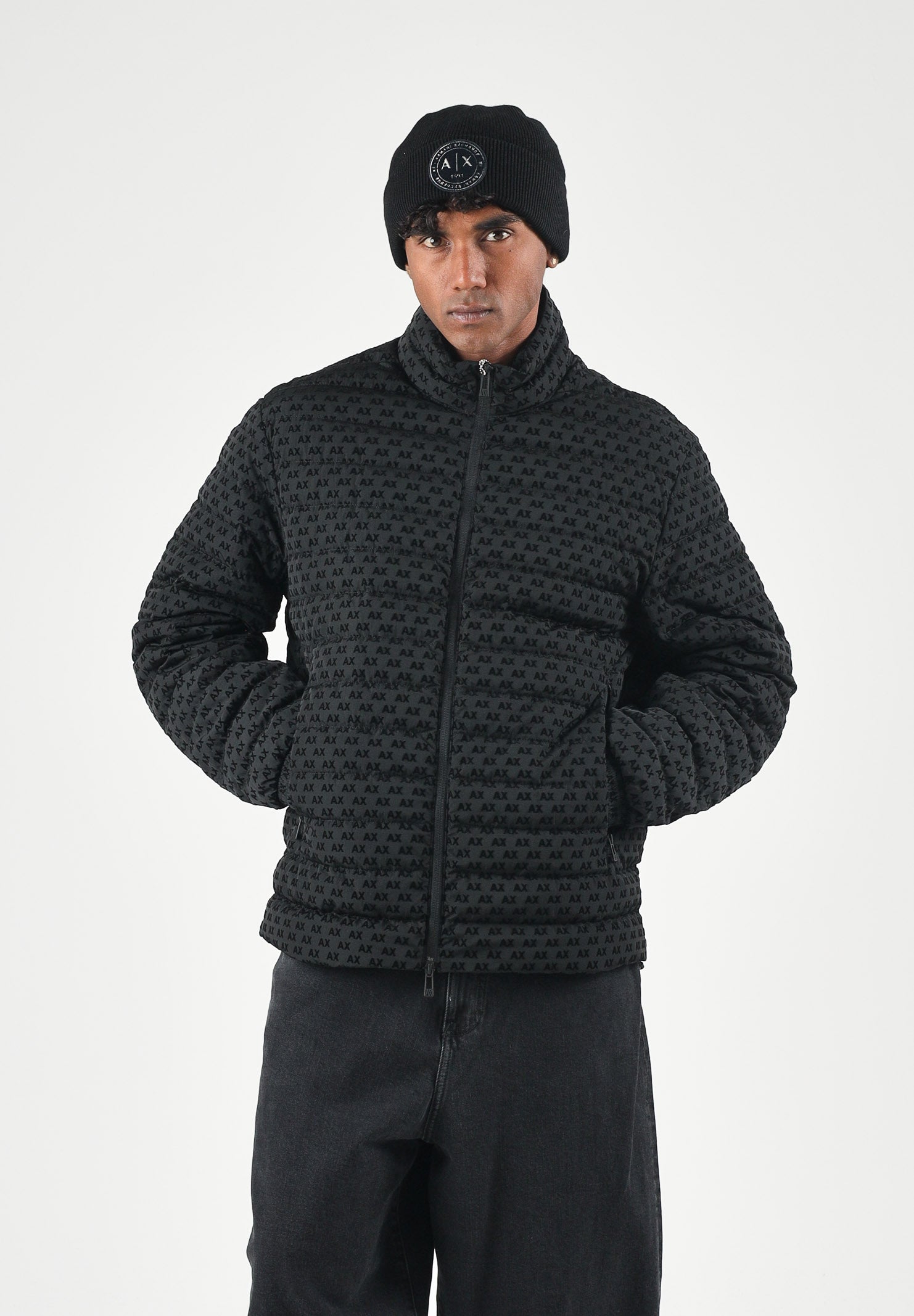 ARMANI EXCHANGE Piumino TRAPUNTATO nero da uomo con colletto rialzato e chiusura a zip integrale. XM003510AF19870 UC001 ARMANI EXCHANGE 