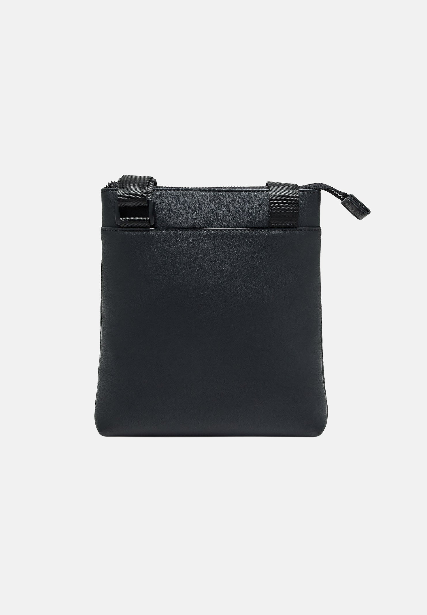  XM003582AF26662 UC001 ARMANI EXCHANGE 