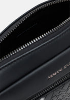  XM003583AF26662 UC001 ARMANI EXCHANGE 