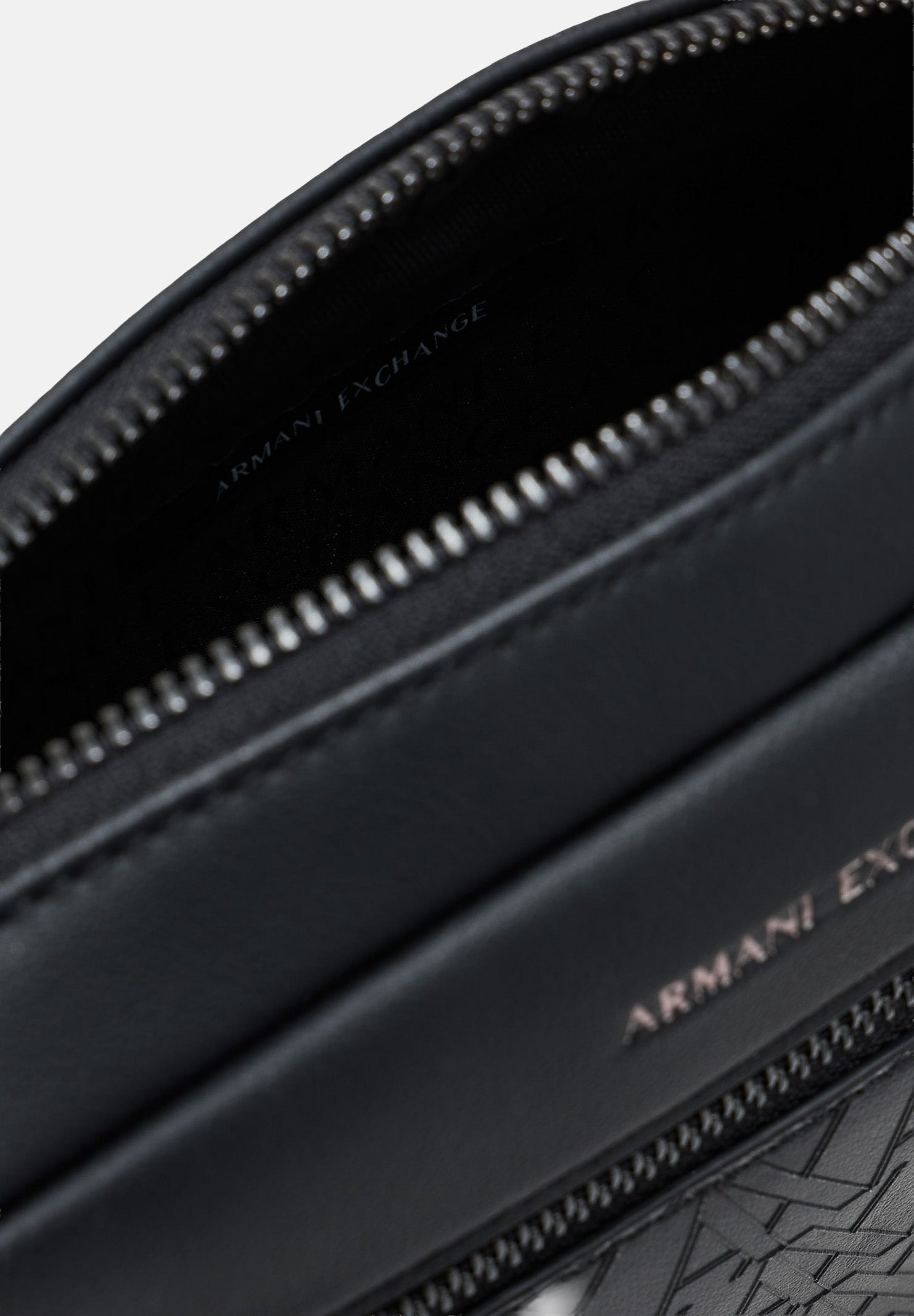  XM003583AF26662 UC001 ARMANI EXCHANGE 
