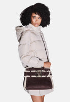 ARMANI EXCHANGE Borsa tote bag marrone per donna con profili in ecopelliccia e maxi logo frontale. XW000285AF26995 M6027 ARMANI EXCHANGE 